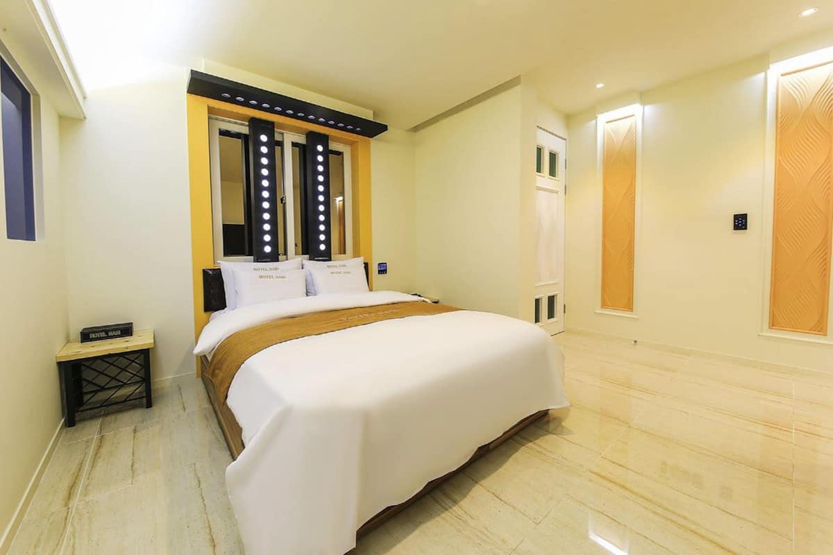 Habitación estándar | Wifi gratis y decoración personalizada