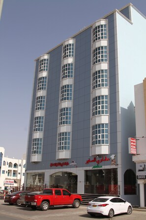 Front of property - Dar Al Khaleej Hotel Apartments (Al Buraymi)