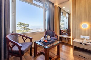 华丽双人房, 山谷景观 | 办公桌、隔音、熨斗/熨板、免费 WiFi