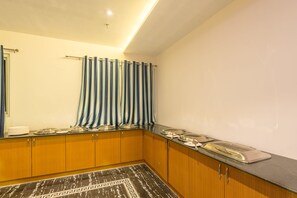 Buffet - Treebo Empire (Vijayawada)
