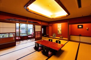 Japanese Room with Toilet no Bath (15+6 Tatami Mats for 4 People), Non Smoking