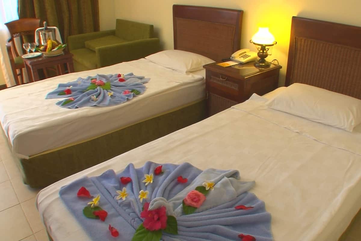 Family Room, 2 Bedrooms | Minibar, rollaway beds, free WiFi