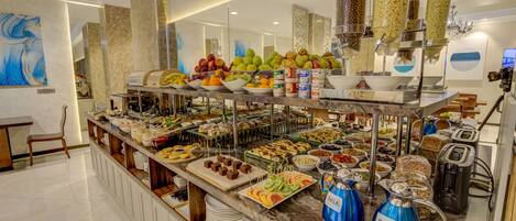 Free daily buffet breakfast