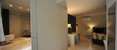 1 bedroom, down duvets, individually decorated, individually furnished