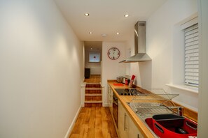 Apartment, 1 Bedroom | 1 bedroom, iron/ironing board, free WiFi