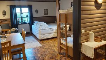 Familjestuga | Individuell inredning, unika möbler och mörklÀggningsgardiner