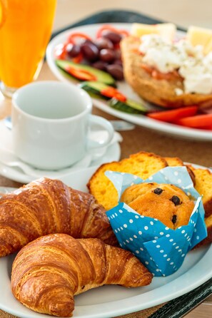 Esmorzar diari continental (de pagament) 