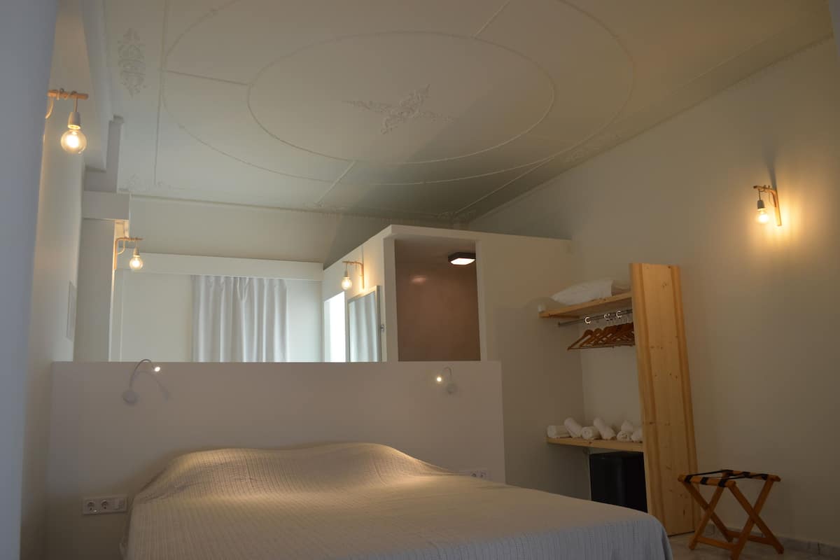 Honeymoon Suite | 1 bilik tidur, bar mini, peti besi dalam bilik, meja