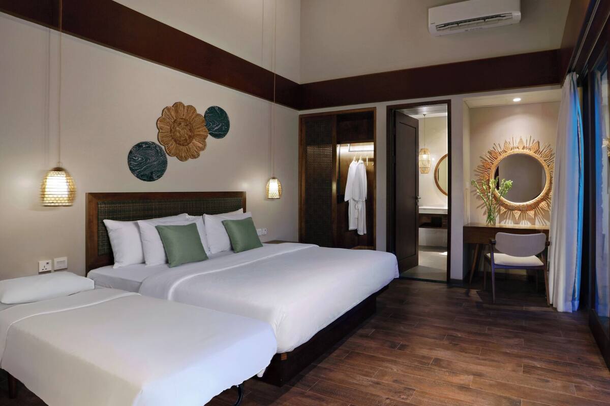 Studio Suite Villa Triple | ตู้นิรภัยในห้องพัก, โต๊ะทำงาน, เตารีด/โต๊ะรีดผ้า, Wi-Fi ฟรี