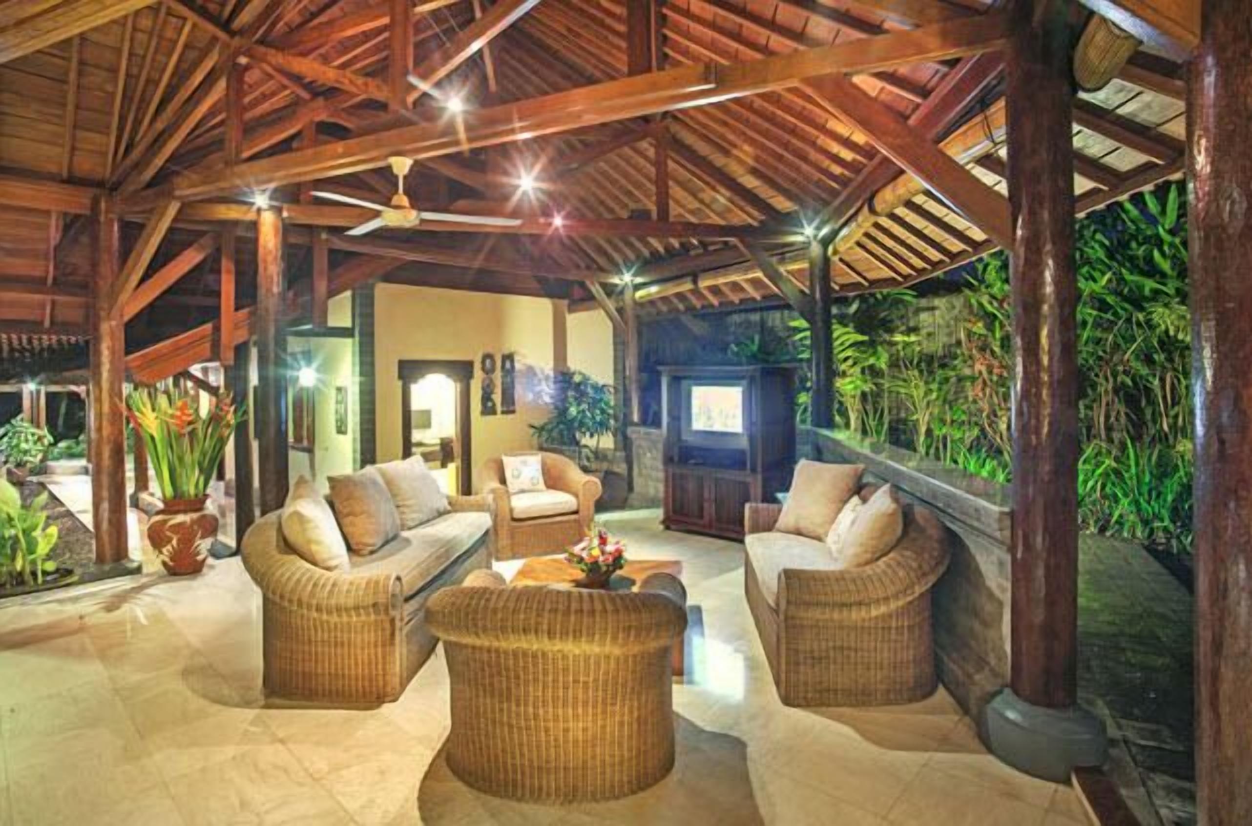 4 Bedrooms Villa with Private Pool | Living area | LED TV