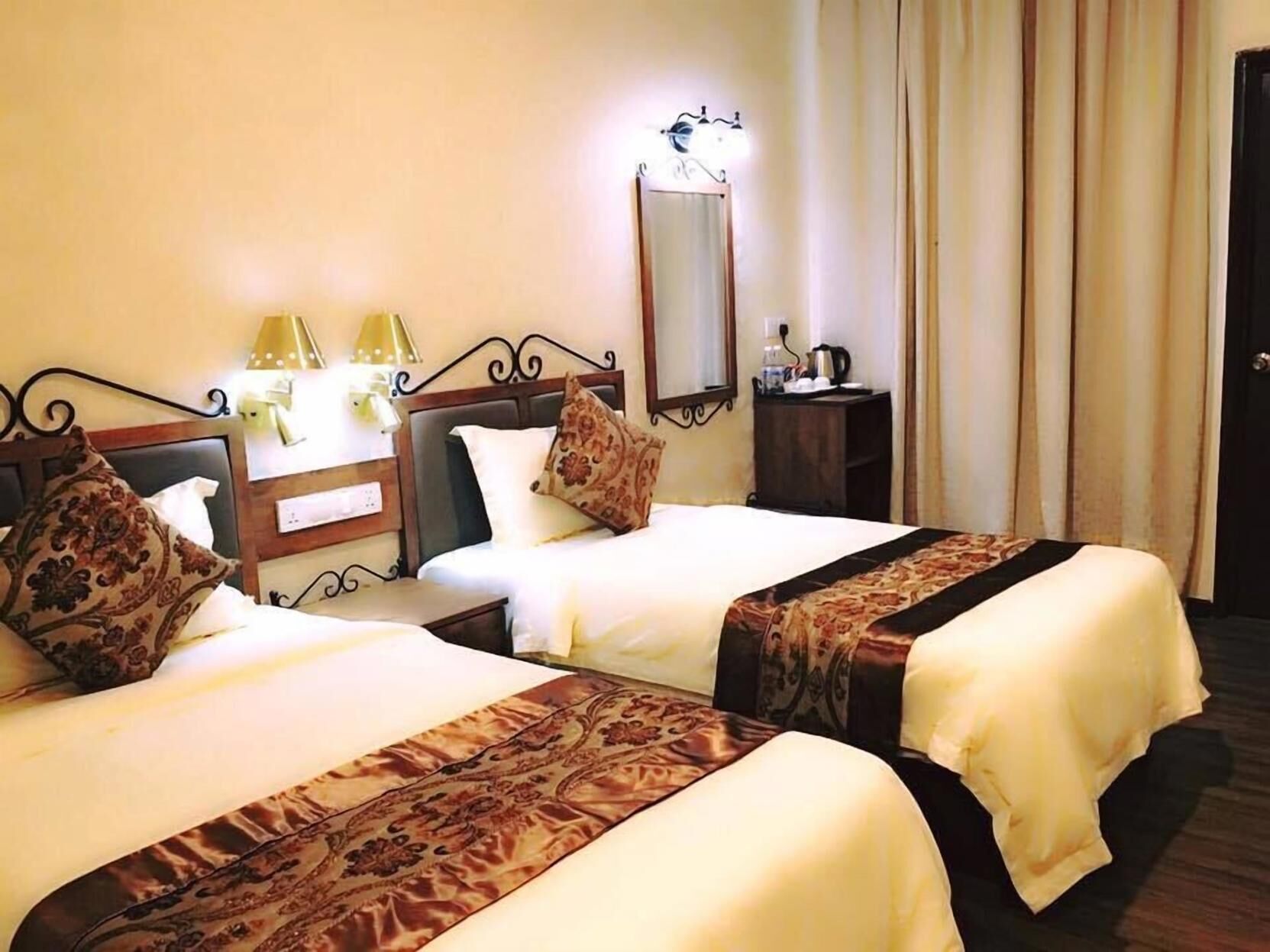 In-room safe, desk, iron/ironing board, rollaway beds