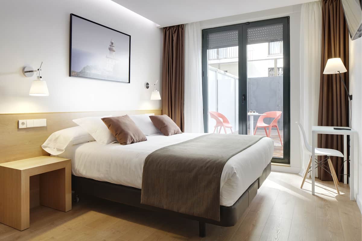 Minibar, in-room safe, soundproofing, free cots/infant beds