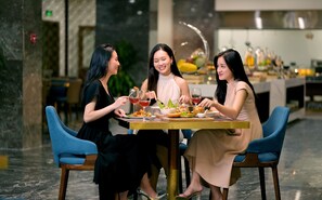 Lunch and dinner served  - FLC Luxury Resort Quy Nhon (Quy Nhon)