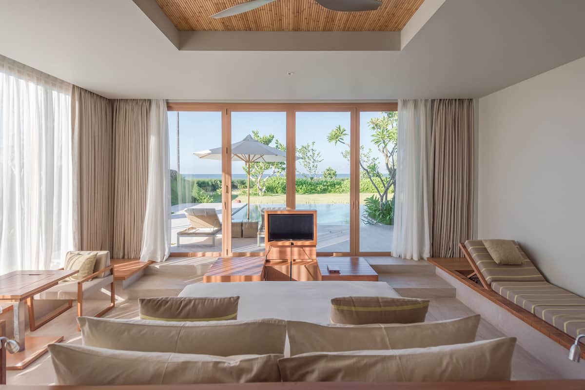 Beach/ocean view