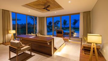 Villa, 3 soverom, ved strandkanten | Minibar, safe på rommet, skrivebord og skrivebord for bærbar PC