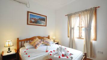 Villa, 2 Bedrooms (Family) | In-room safe, iron/ironing board, free cribs/infant beds, WiFi