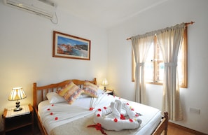 Villa, 2 habitaciones (Family) | Caja fuerte, tabla de planchar con plancha, cunas gratuitas y wifi