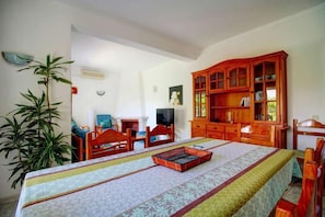 Appartement, 3 slaapkamers (Jardim) | Dineren op de kamer