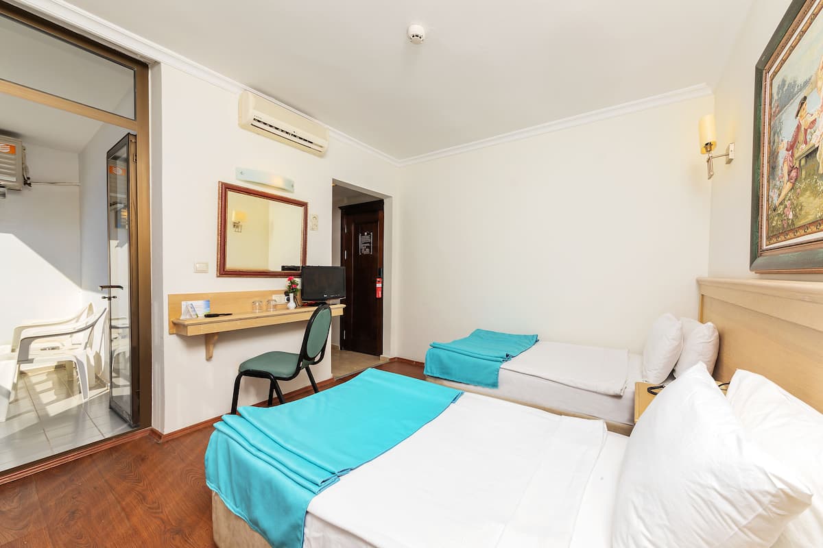 In-room safe, desk, laptop workspace, WiFi (free)