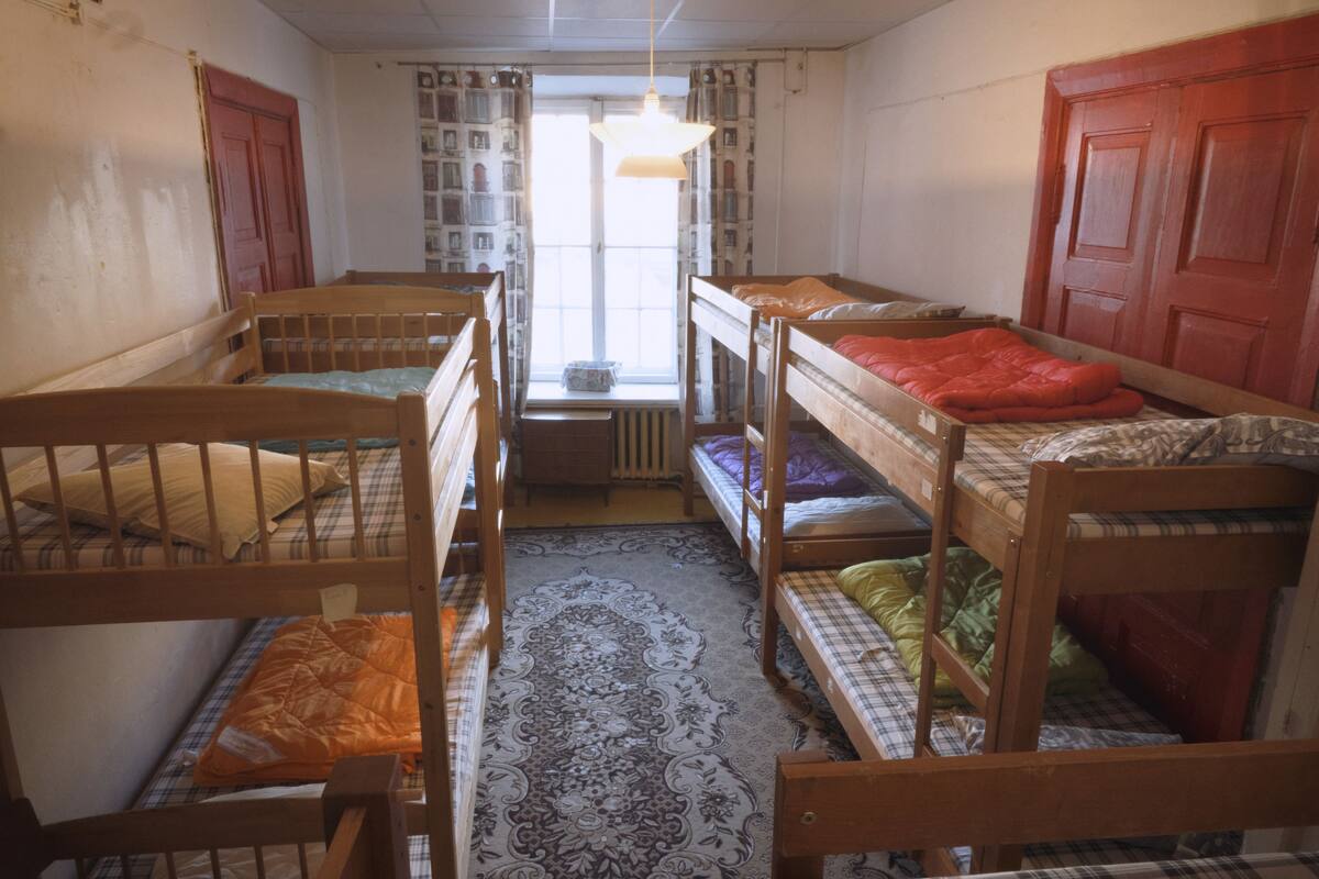 Dormitorio condiviso Basic, dormitorio misto (for 10 adults) | Una scrivania, ferro/asse da stiro, Wi-Fi gratuito, lenzuola