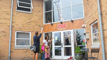 Fachada de la propiedad