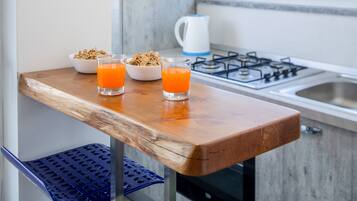 Luxury Villa, 2 Bedrooms, Kitchen, Garden Area | Private kitchenette | Cookware/dishes/utensils