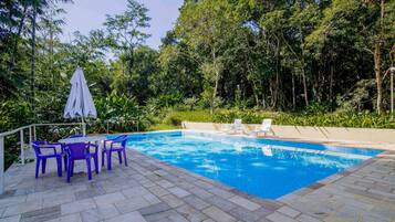 Piscina externa