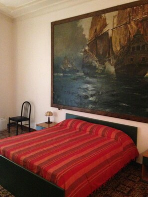 Individually furnished, blackout curtains, free WiFi