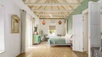 Family Suite, 2 Bedrooms, Non Smoking | Premium bedding, minibar, in-room safe, individually decorated