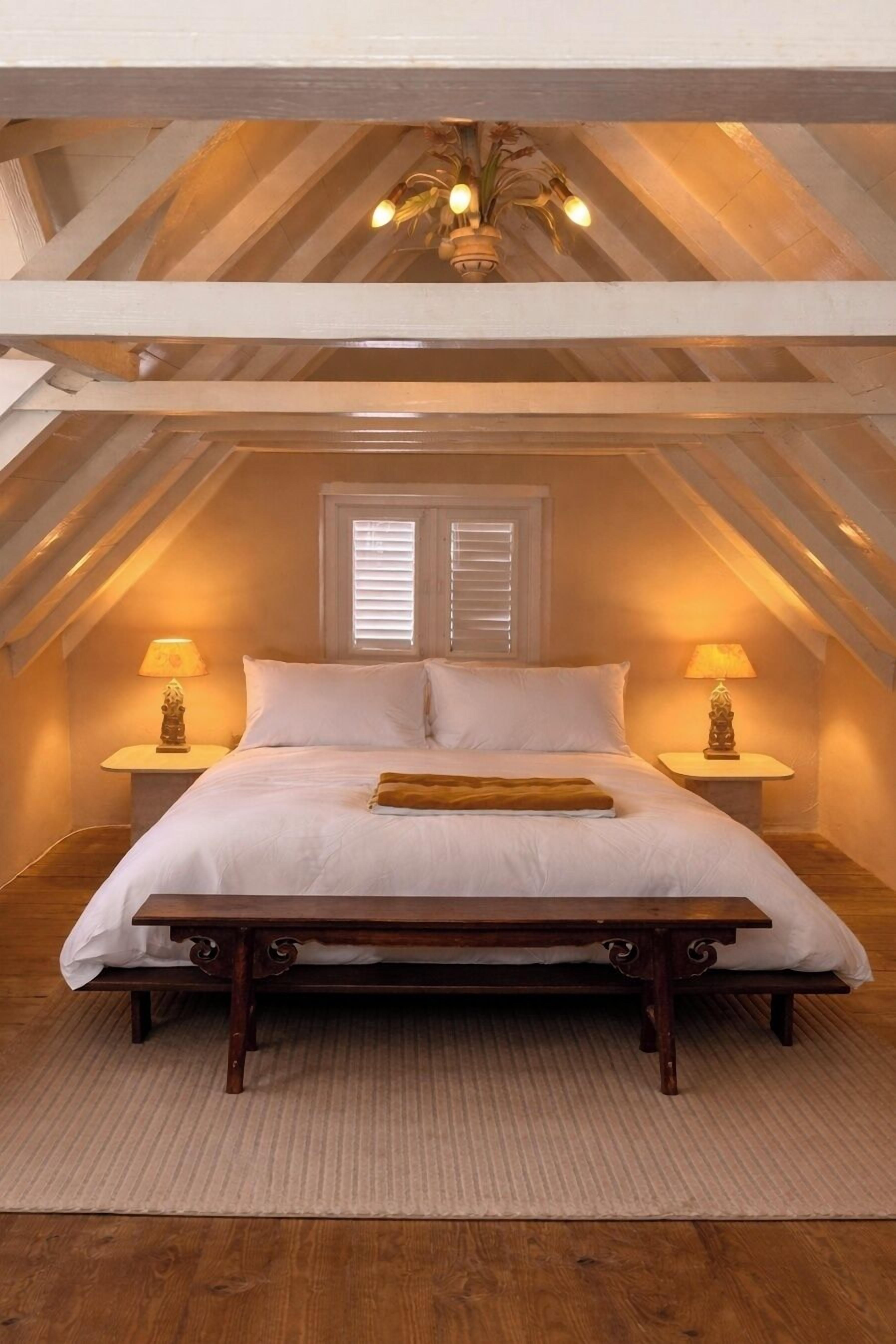 Comfort Double Room, 1 King Bed, Non Smoking | Premium bedding, down duvets, pillow-top beds, minibar