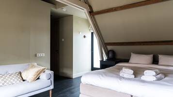 Double Room | Premium bedding, in-room safe, soundproofing, free cots/infant beds