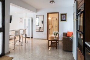 City Apartment, Terrace, Ground Floor | Living area | Flat-screen TV - Silver Apartment (Limassol)