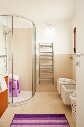 Apartment, 2 Bedrooms, Balcony | Bathroom | Shower, hair dryer, bidet - Aura CaseSicule, only for Sea View Lovers, Modern Style Apartment in City Center, Wi-Fi (Pozzallo)