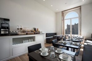 منطقة تناول الإفطار