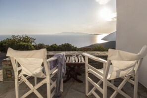 Estudio (Geronimos) | Terraza o patio