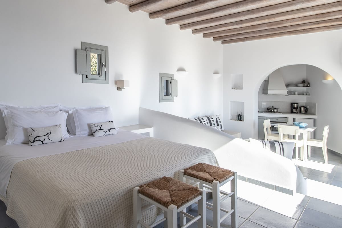 Studio (Dendro) | In-room safe, soundproofing, iron/ironing board, free cribs/infant beds
