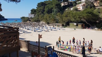 Children’s play area – outdoor