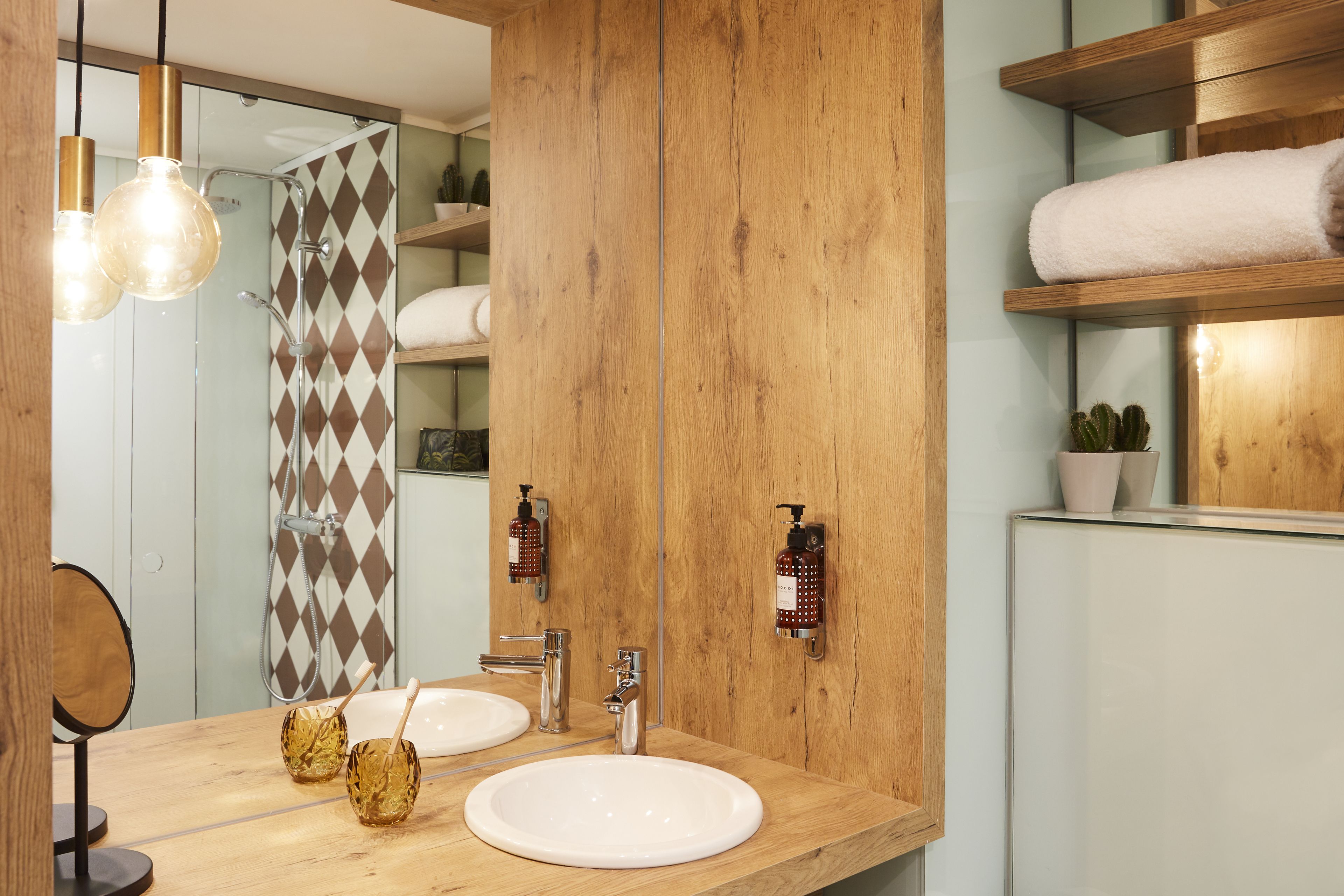 Foto - Indigo Antwerp City Centre, An Ihg