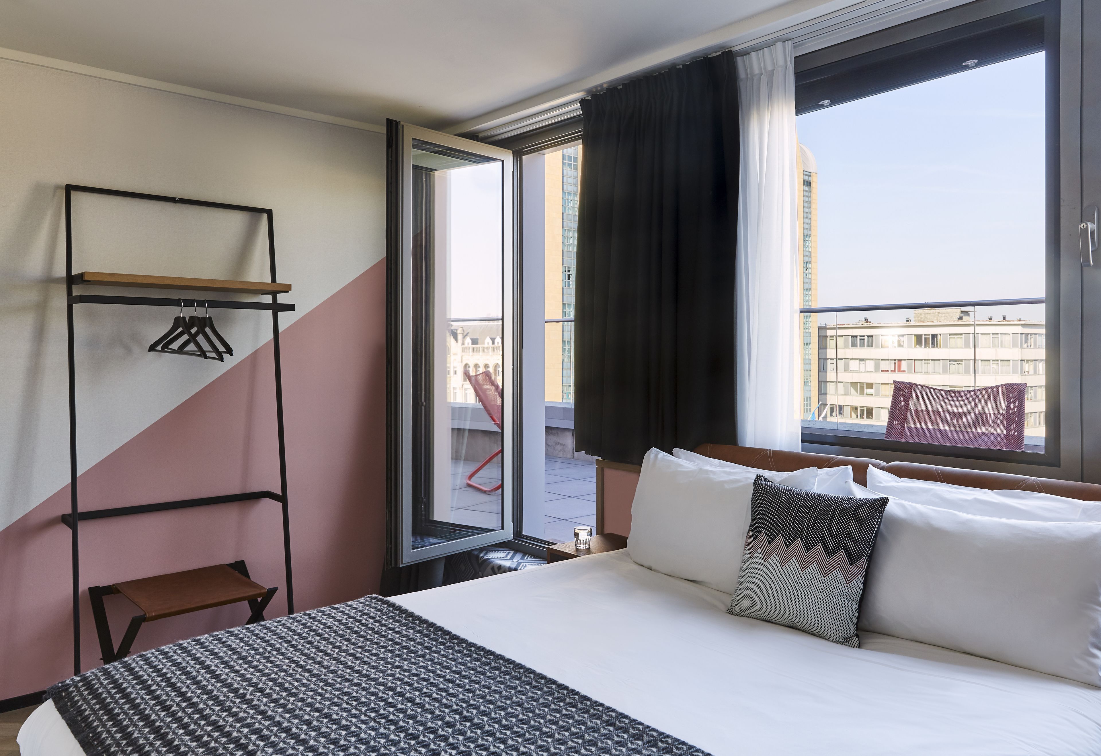 premium room, 1 double bed, balcony, city view | 1 bedroom, in-room safe, cots/infant beds, free wifi