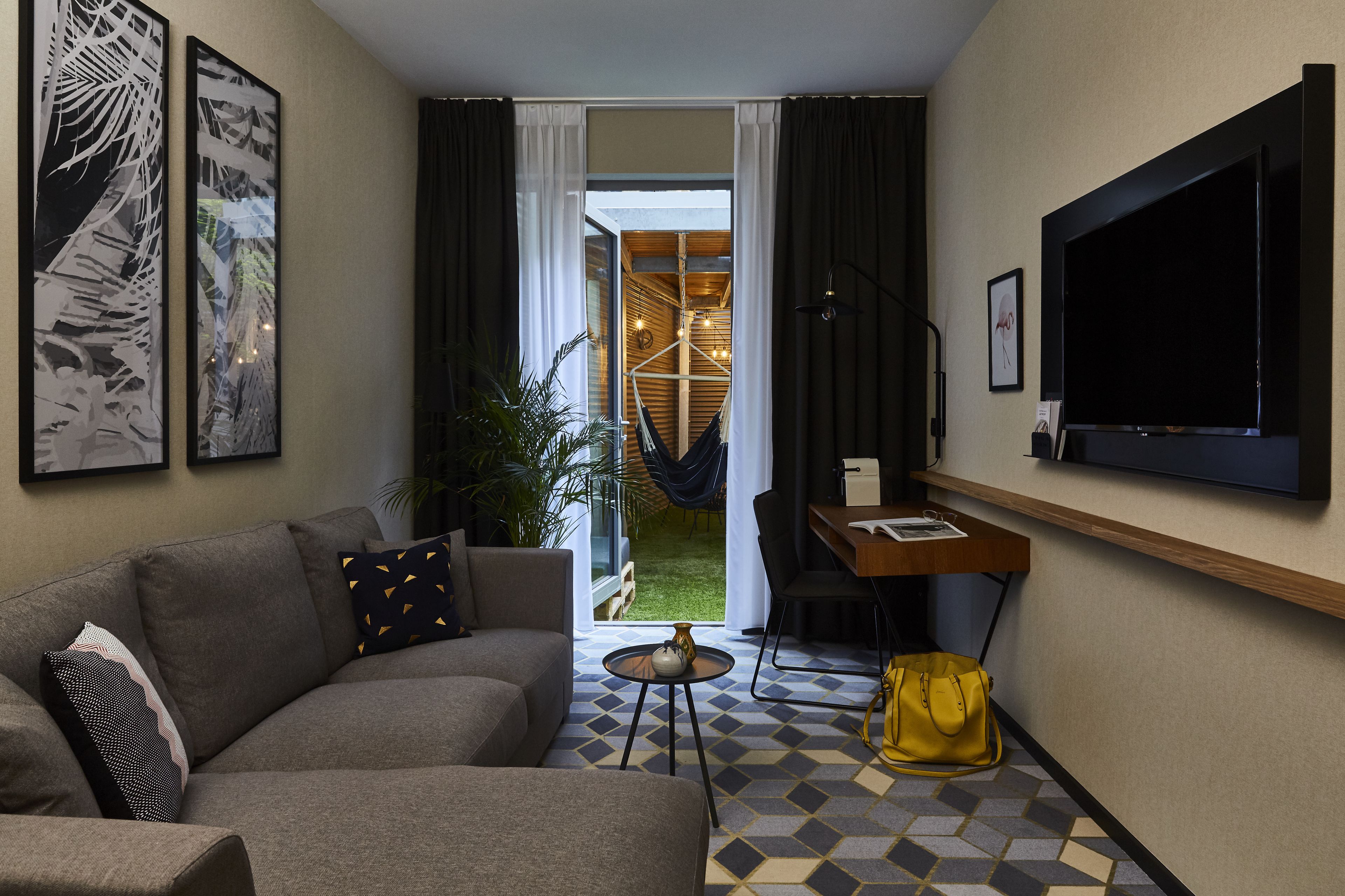 1 bedroom, in-room safe, cots/infant beds, free wifi