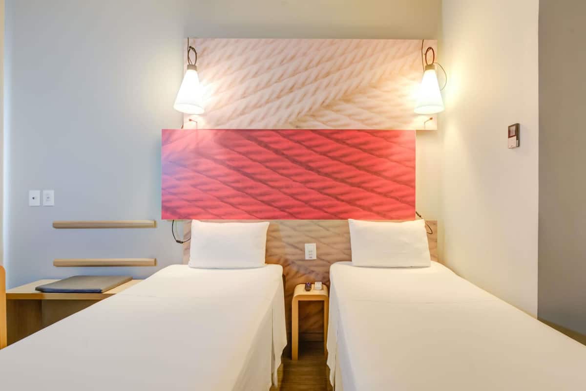 Standard Twin Room, 2 Twin Beds | Minibar, in-room safe, desk, free WiFi