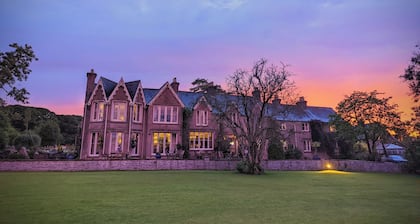 Parc Le Breos House
