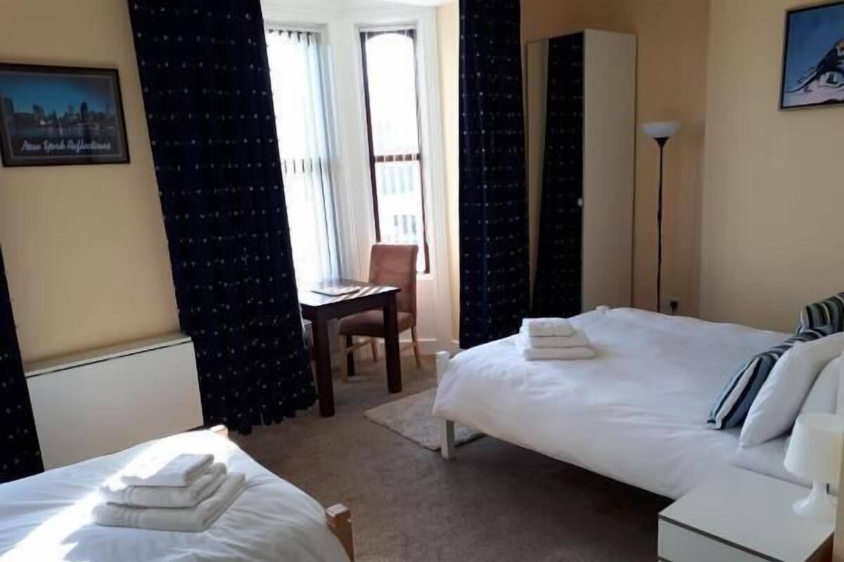 Deluxe Twin Room, Ensuite