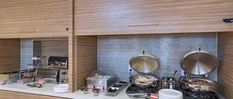 Tägliches inbegriffenes Frühstücksbuffet