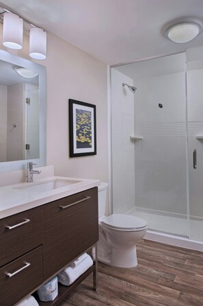 Free toiletries, hair dryer, towels, soap - TownePlace Suites by Marriott Lakeland (Lakeland)