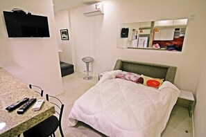 Premium Apartment, 1 Bedroom, City View, Beachside