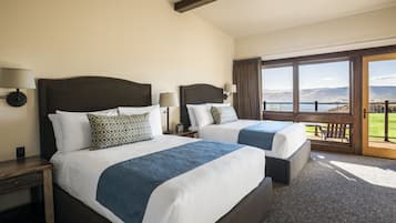 Premium bedding, desk, blackout drapes, iron/ironing board