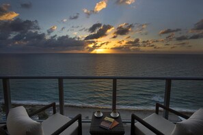 Balcony - Lyfe Resort & Residences (Hollywood)