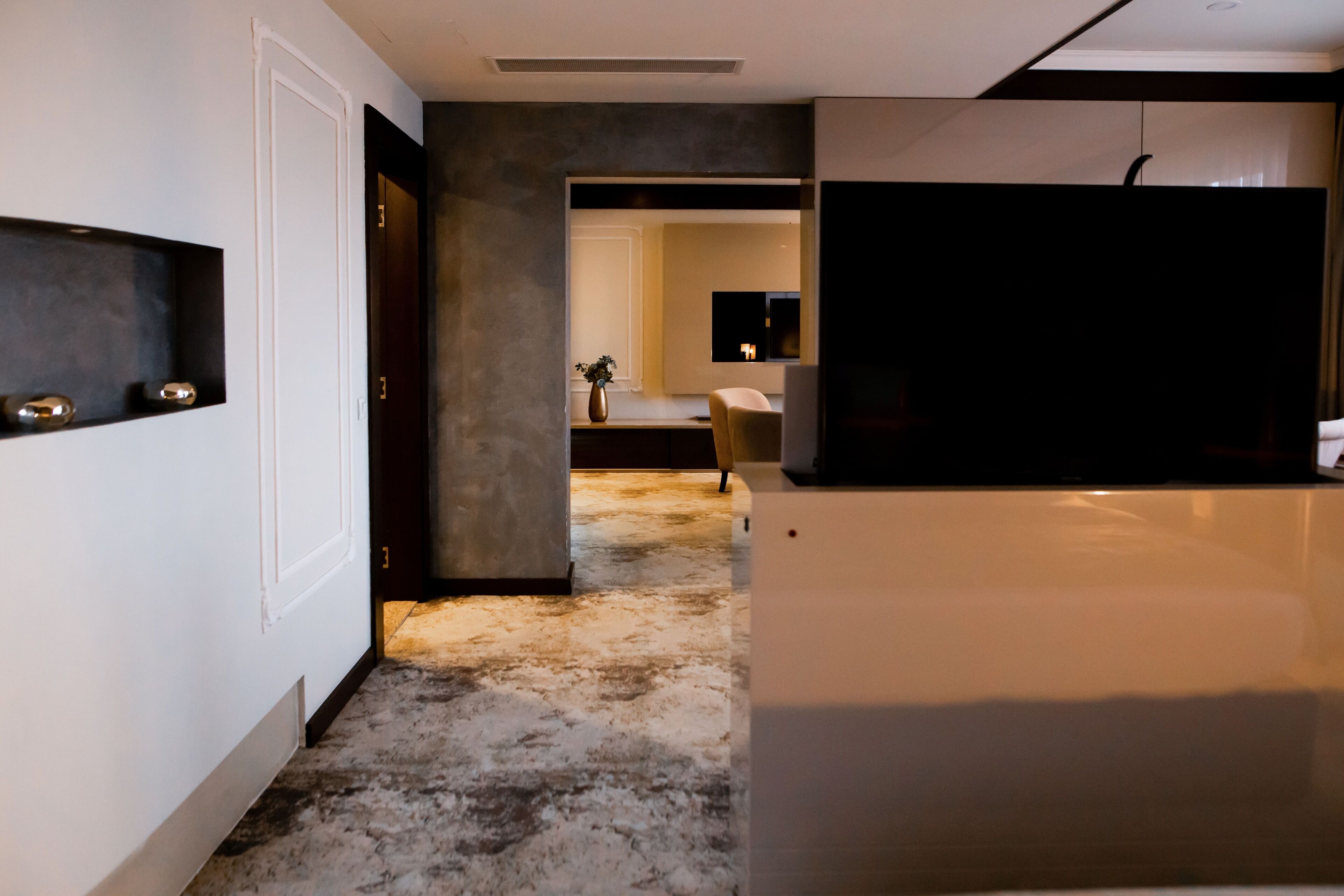 royal apartment, 1 bedroom, 2 bathrooms | 2 bedrooms, premium bedding, minibar, in-room safe