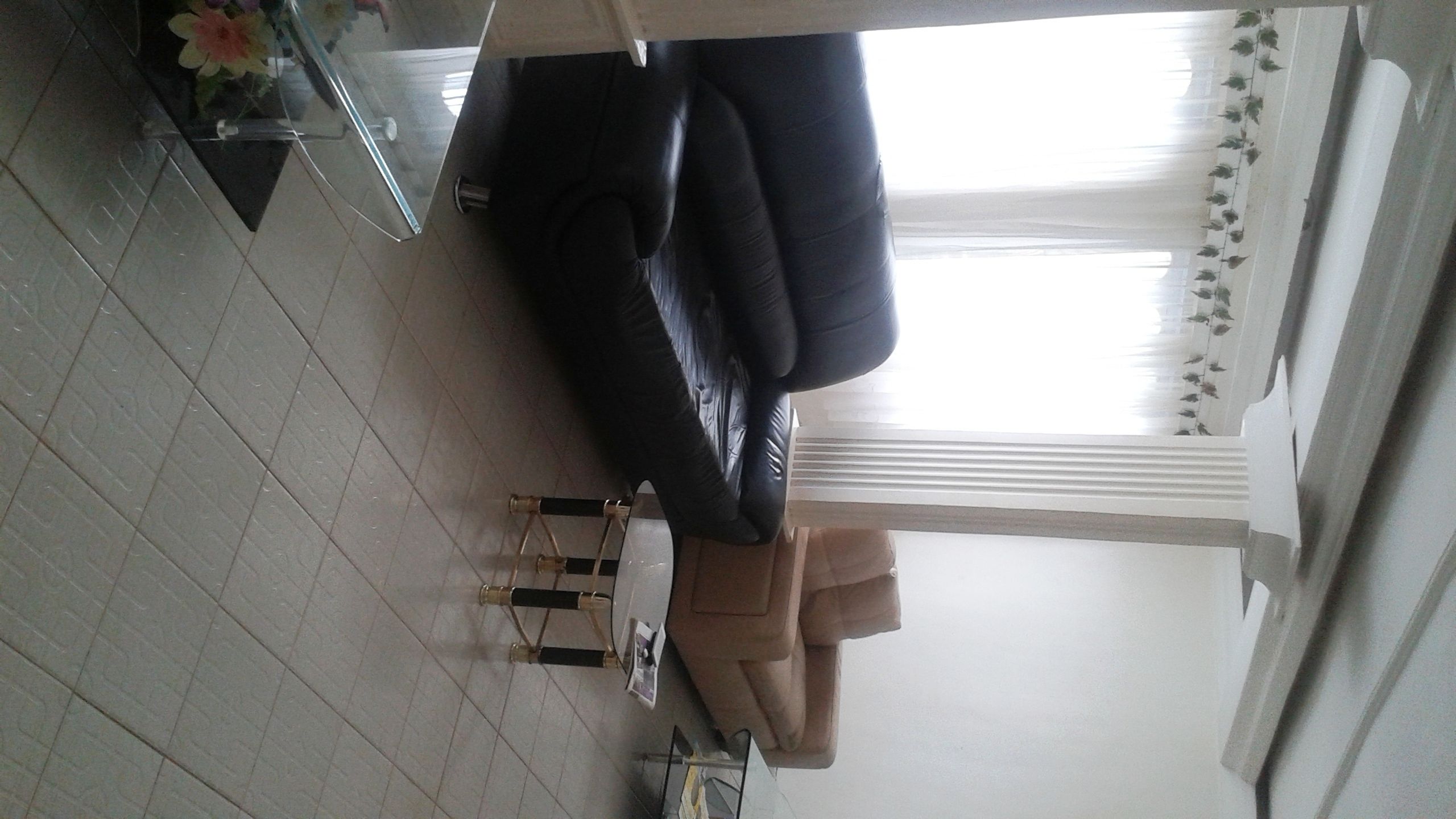 Suite | Living room | Flat-screen TV